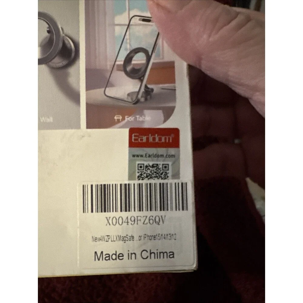 Earldom Universal Folding Mount Holder EH235 Magnetic Mount New Open Box
